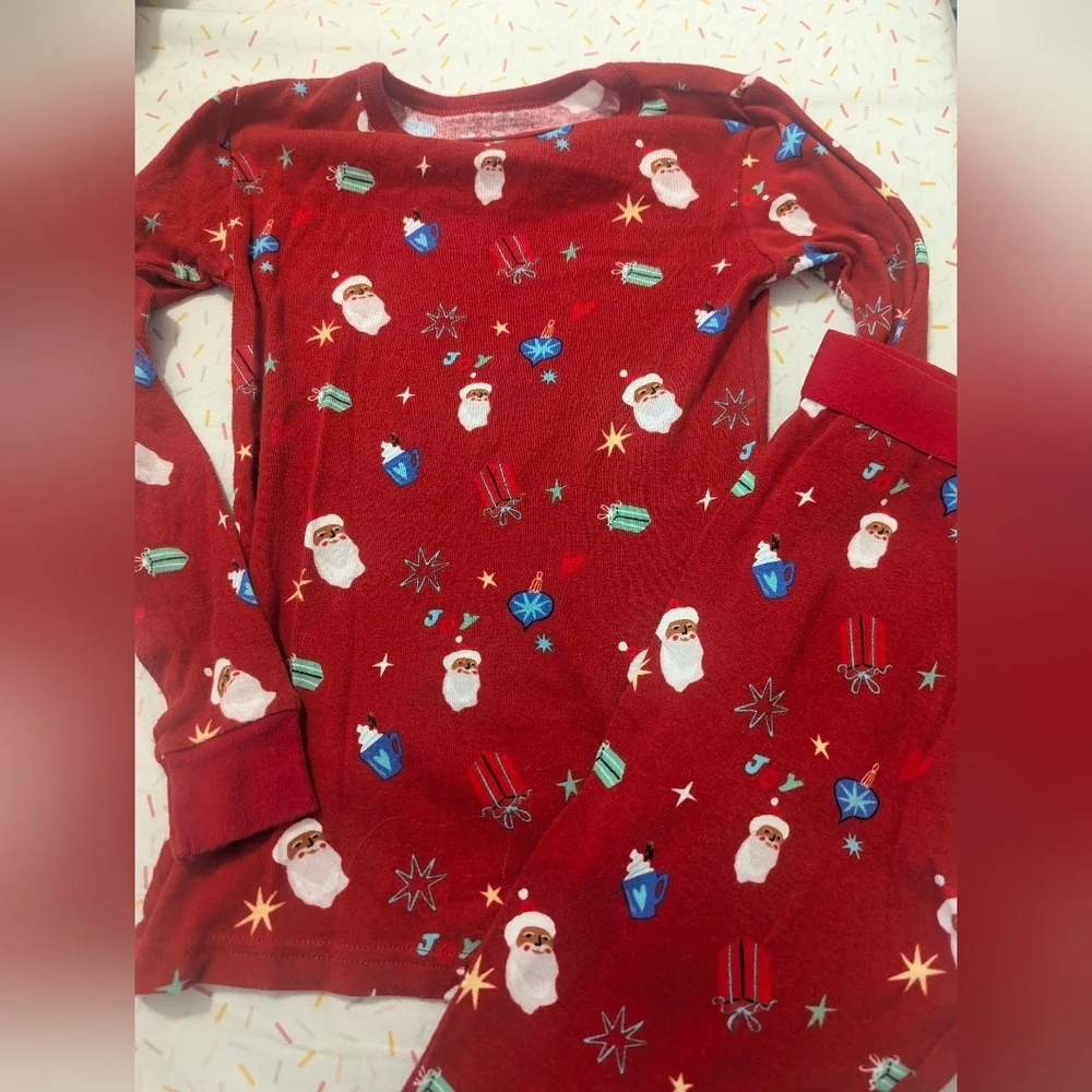 Wondershop Red Santa Kids Pajama Set